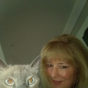 Meet your Posher, Rayer